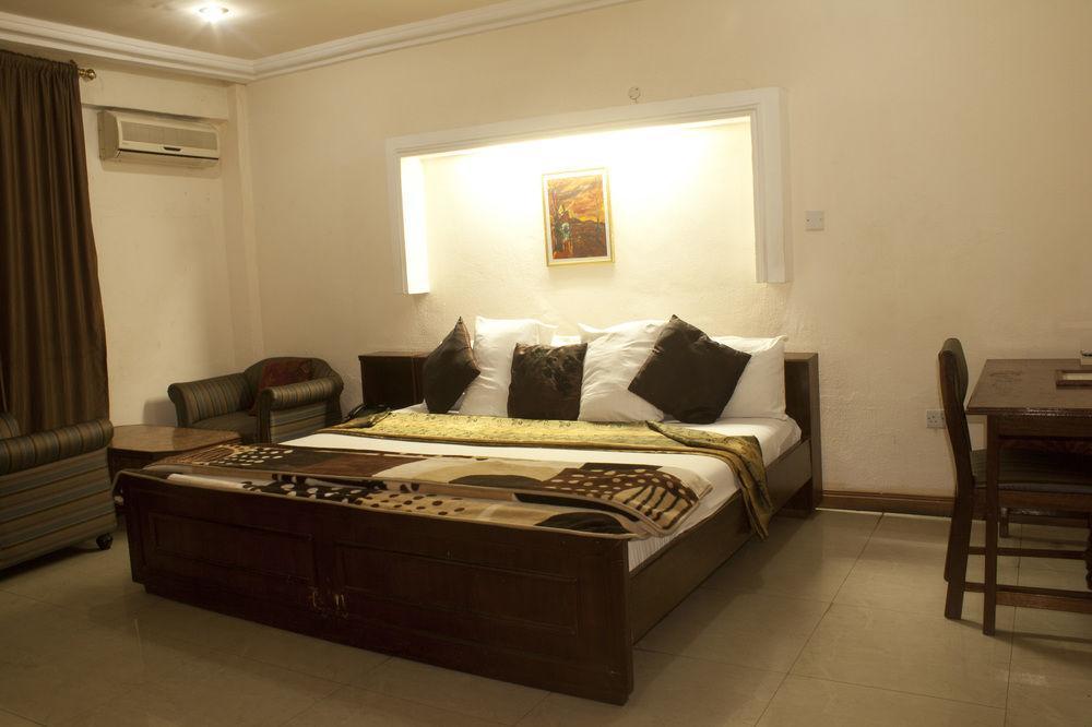 Niagara Hotel Accra Kültér fotó