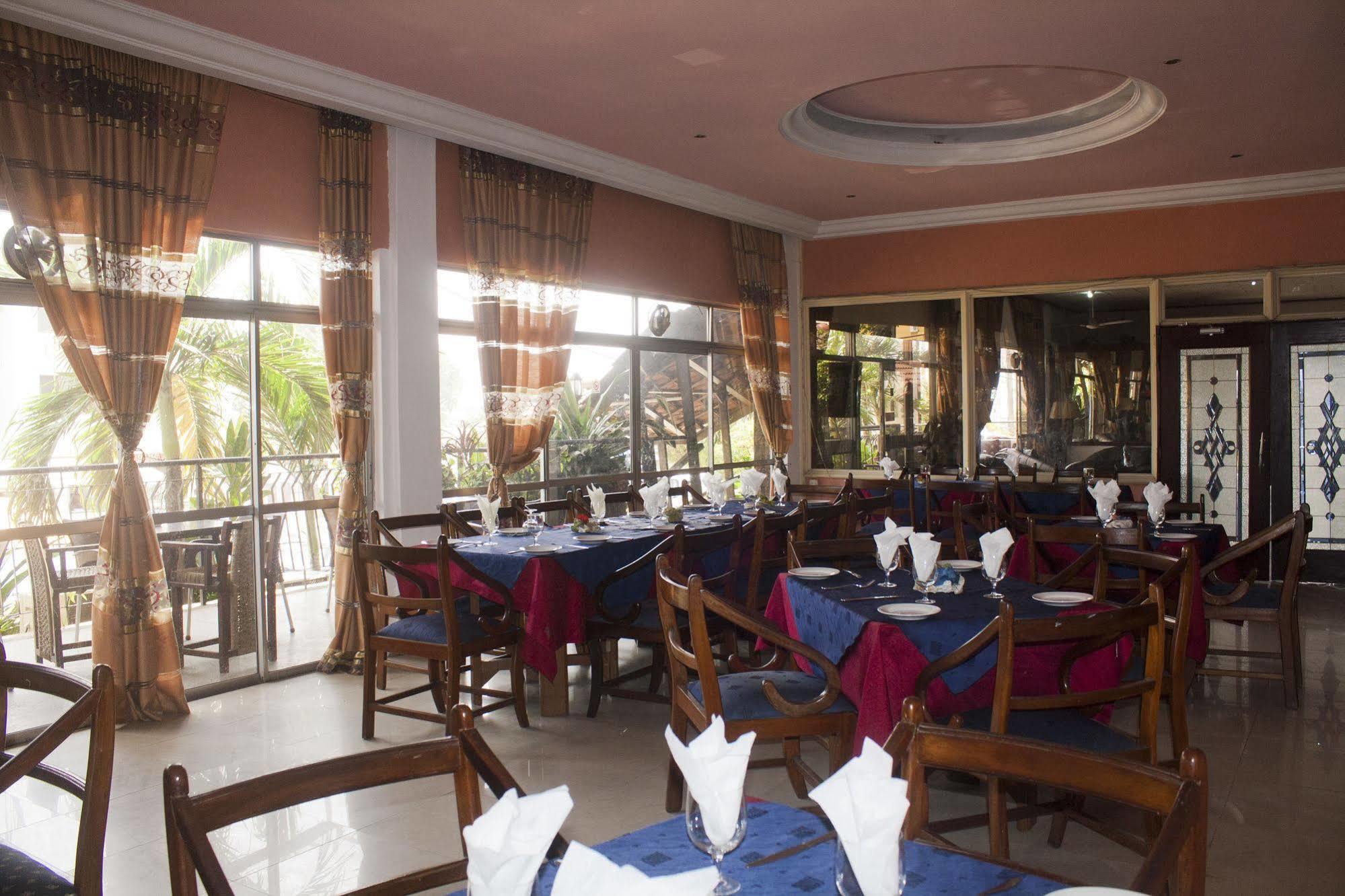 Niagara Hotel Accra Kültér fotó