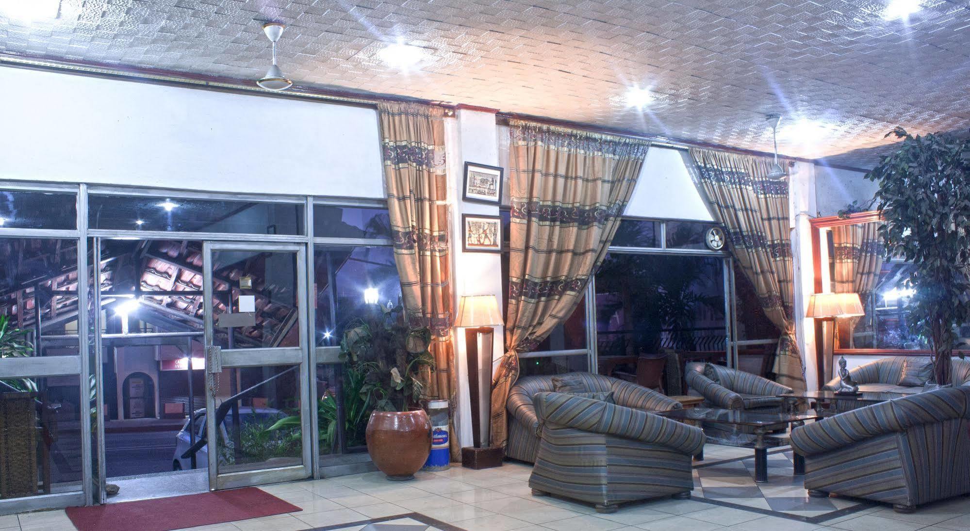 Niagara Hotel Accra Kültér fotó
